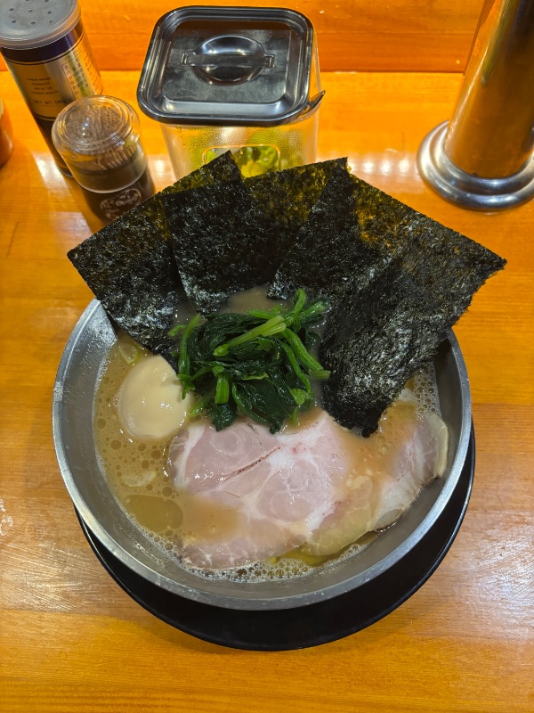株式会社 山盛り炒飯店のロゴ